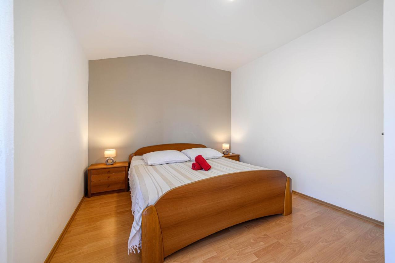 Apartman Maslina Šibenik Exteriör bild